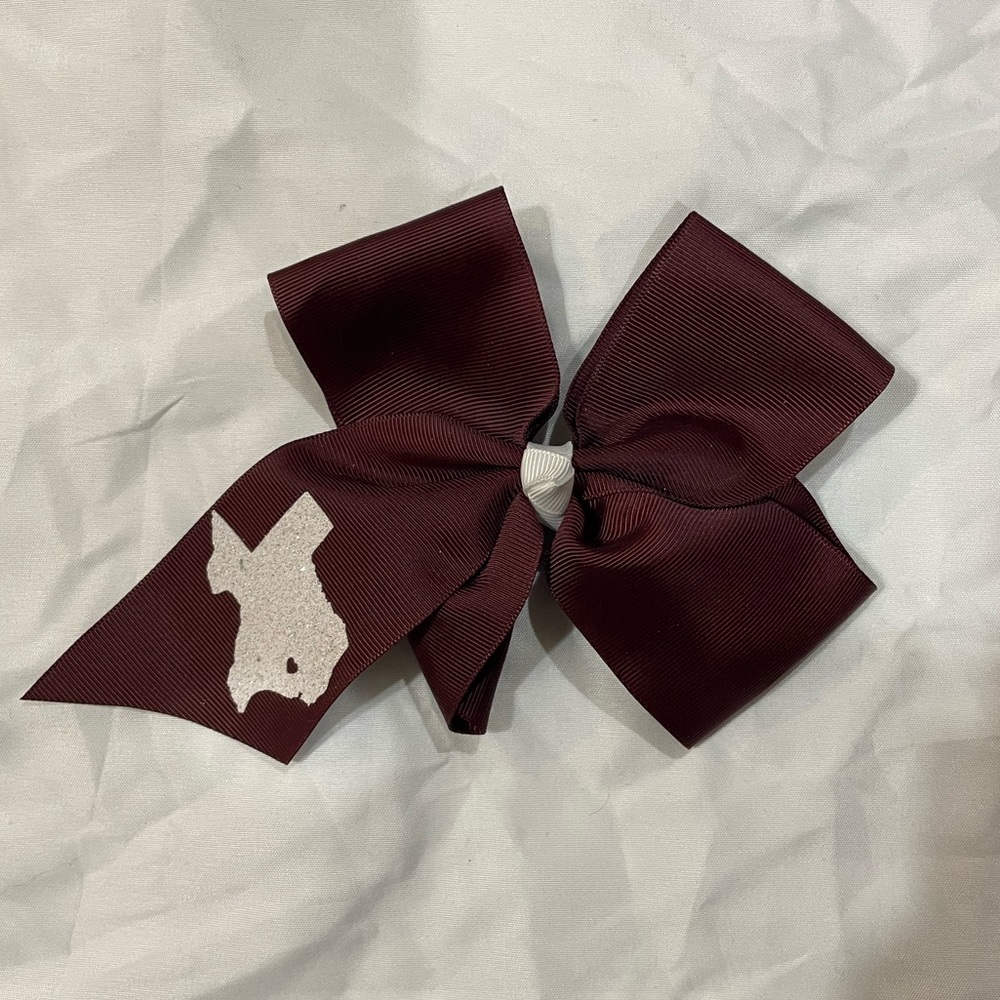 8.5 inch x 5 inch Maroon & White Heart Texas Bow